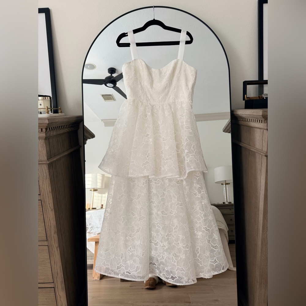 Hill House Home The Isabelle Dress - White Floral Organza size 8 - Picture 8 of 16